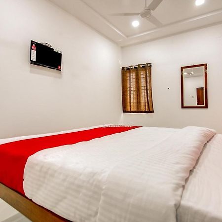 Oyo 69625 Mayuraa Residency Hotel Kumbakonam Ngoại thất bức ảnh