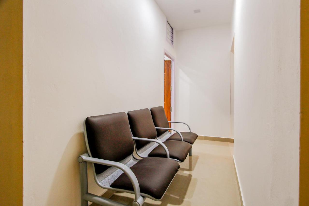 Oyo 69625 Mayuraa Residency Hotel Kumbakonam Ngoại thất bức ảnh