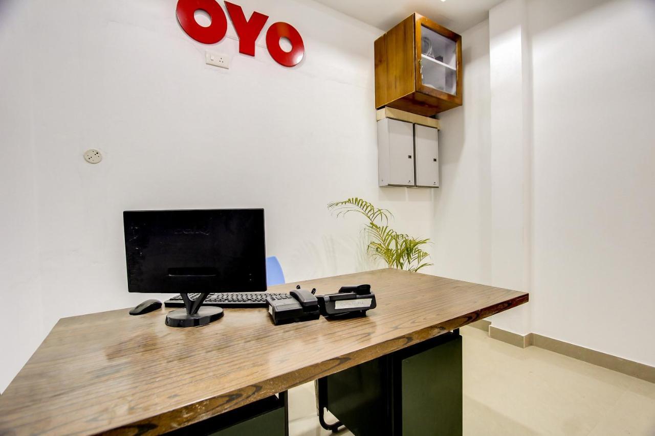 Oyo 69625 Mayuraa Residency Hotel Kumbakonam Ngoại thất bức ảnh