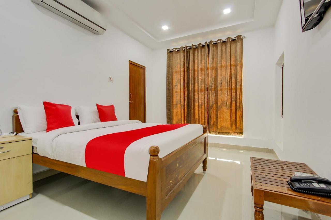 Oyo 69625 Mayuraa Residency Hotel Kumbakonam Ngoại thất bức ảnh