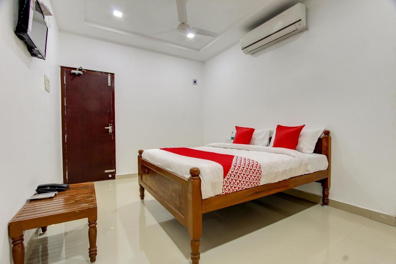 Oyo 69625 Mayuraa Residency Hotel Kumbakonam Ngoại thất bức ảnh