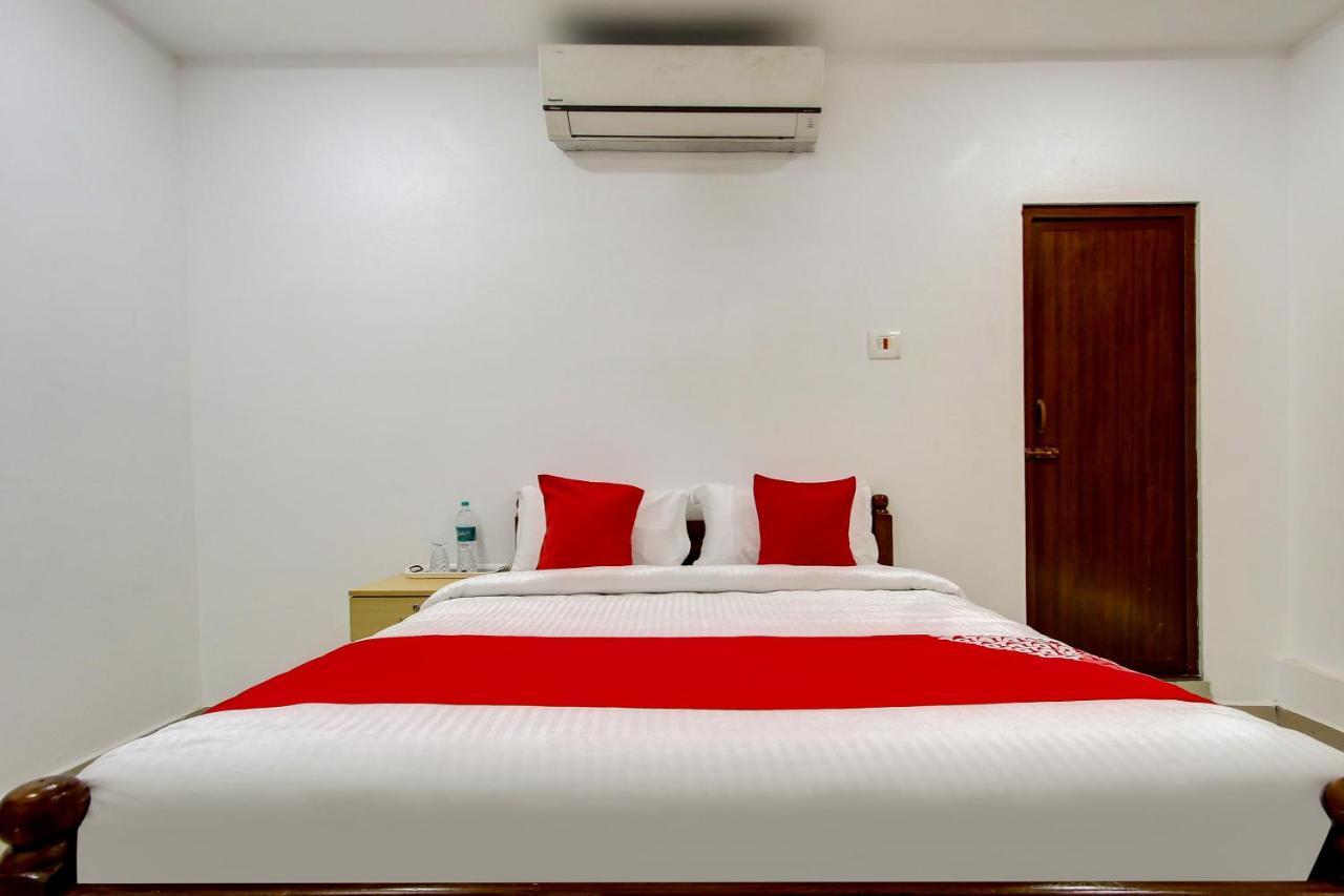 Oyo 69625 Mayuraa Residency Hotel Kumbakonam Ngoại thất bức ảnh