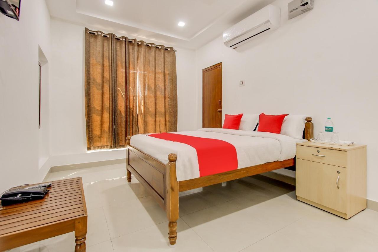 Oyo 69625 Mayuraa Residency Hotel Kumbakonam Ngoại thất bức ảnh