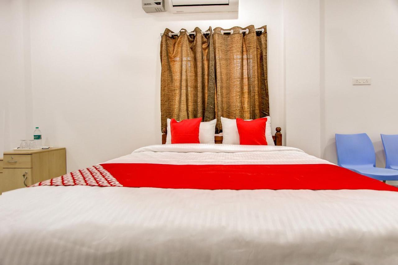 Oyo 69625 Mayuraa Residency Hotel Kumbakonam Ngoại thất bức ảnh