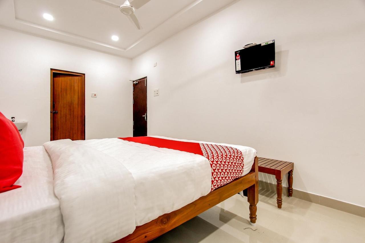 Oyo 69625 Mayuraa Residency Hotel Kumbakonam Ngoại thất bức ảnh